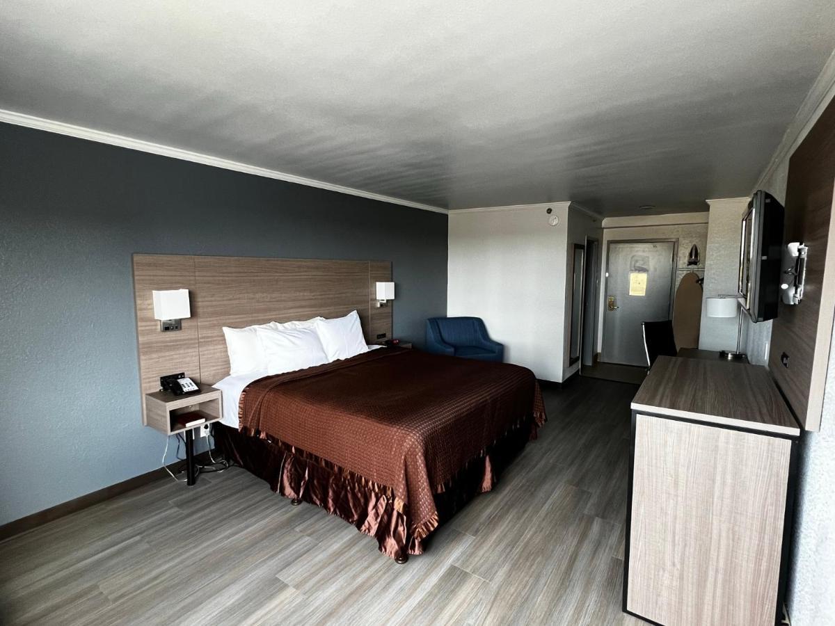 Super 8 By Wyndham Fort Worth Entertainment District Exteriér fotografie
